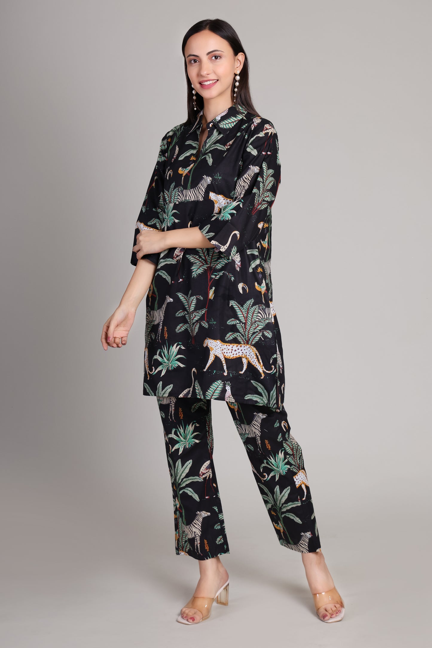 Ebon Jardin cotton night suit