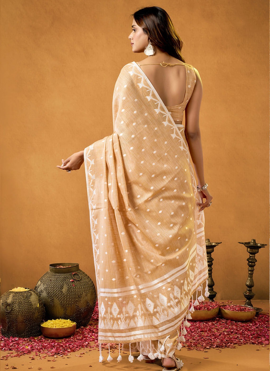 Pure Cotton Spun Diamond Jamdani Weaving Saree