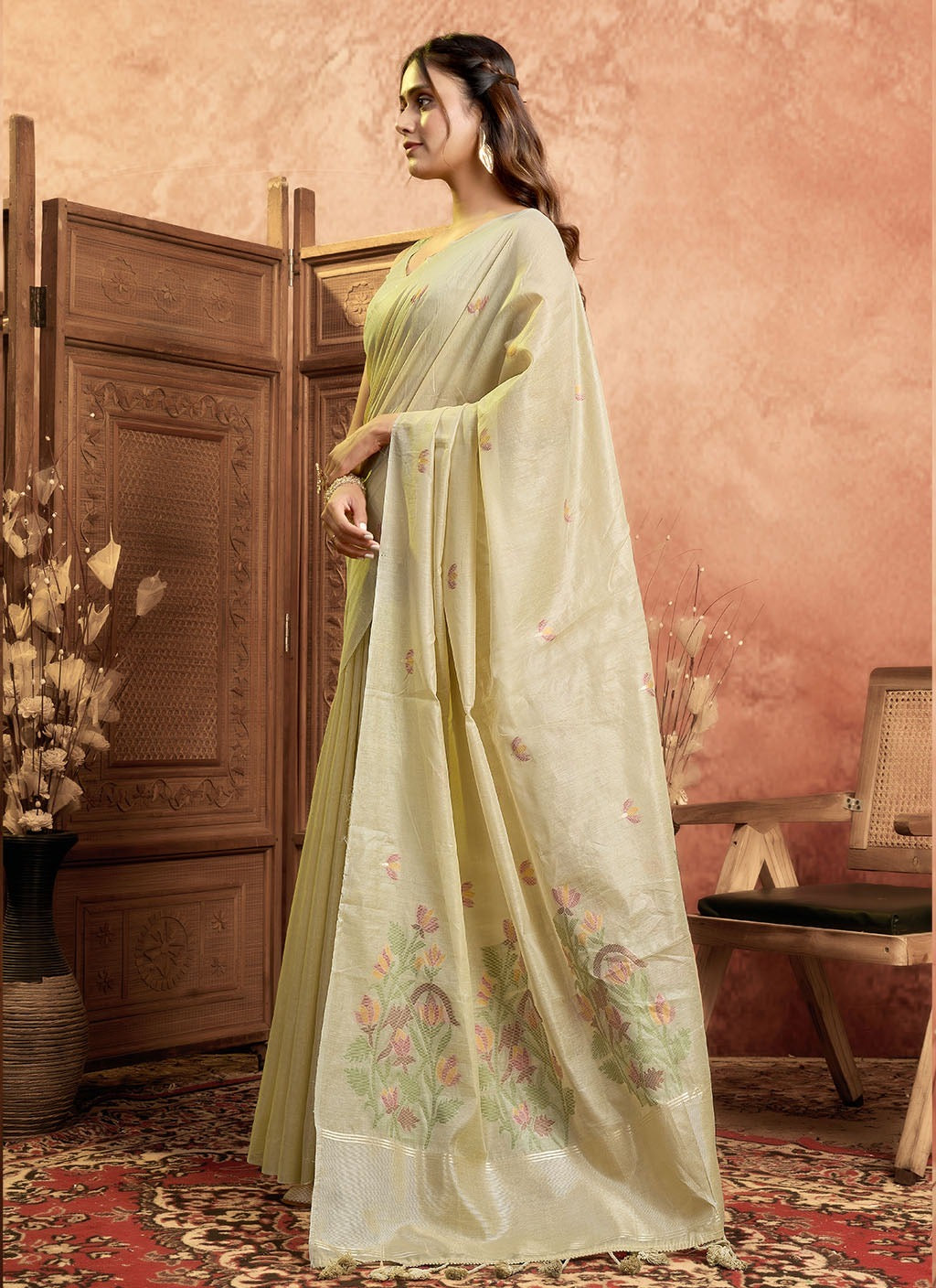 Pure Cotton Spun Floral Jamdani Weaving