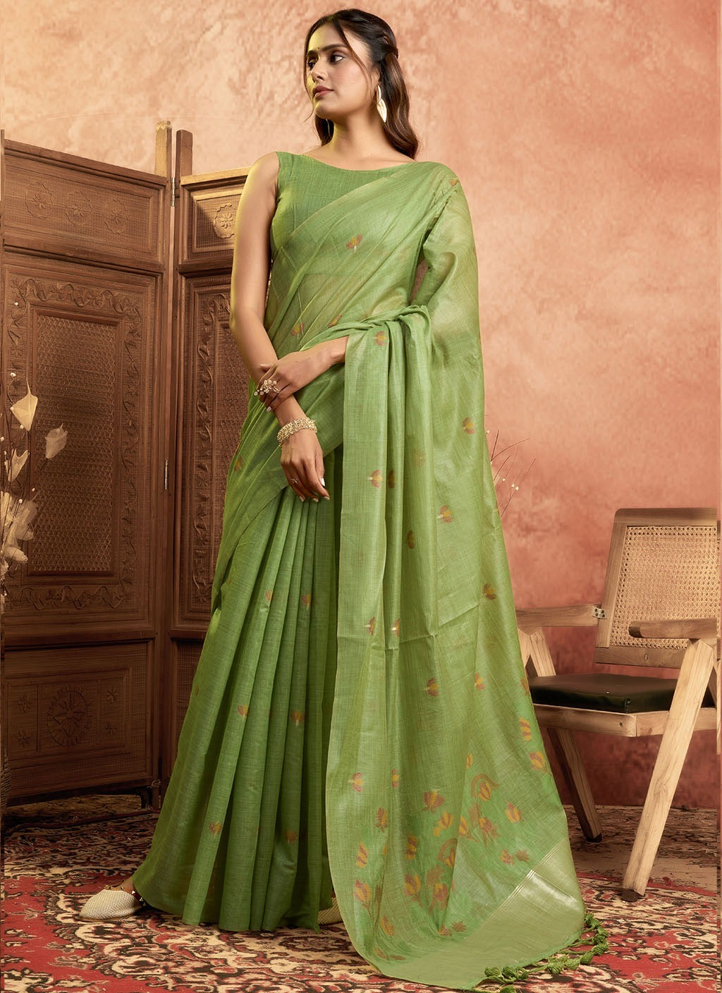 Pure Cotton Spun Floral Jamdani Weaving